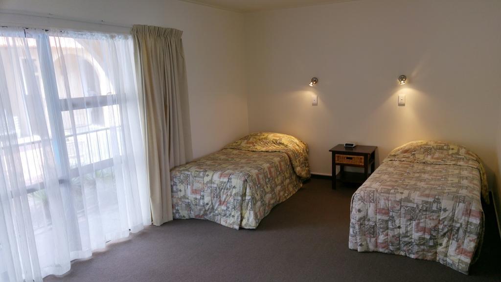 Hobson'S Choice Motel Dargaville Bilik gambar